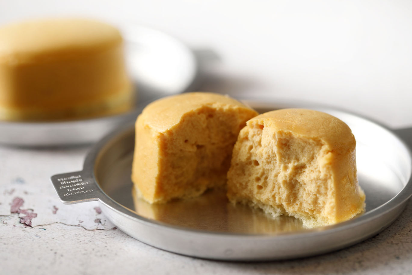 メルチーズ（生キャラメル風味）ひと口タイプのスフレチーズケーキ【函館プティ・メルヴィーユ】