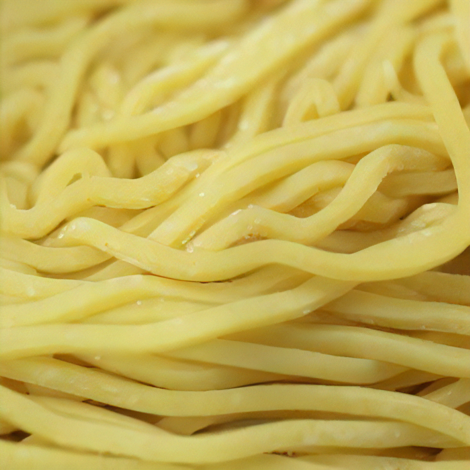 スープに負けない特製太麺！
