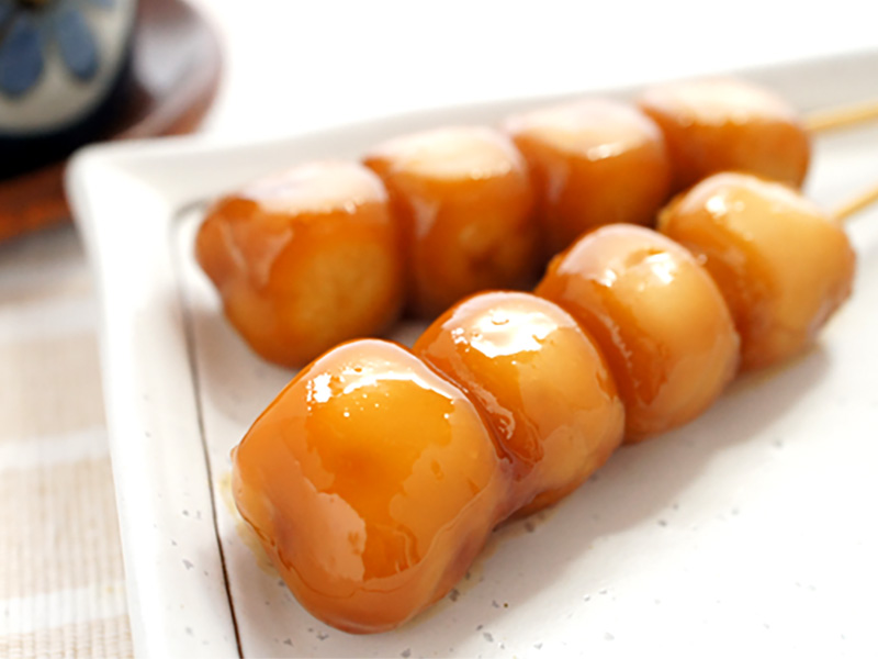 90年の歴史が誇る、自慢の味コハク団子【正油】15パック