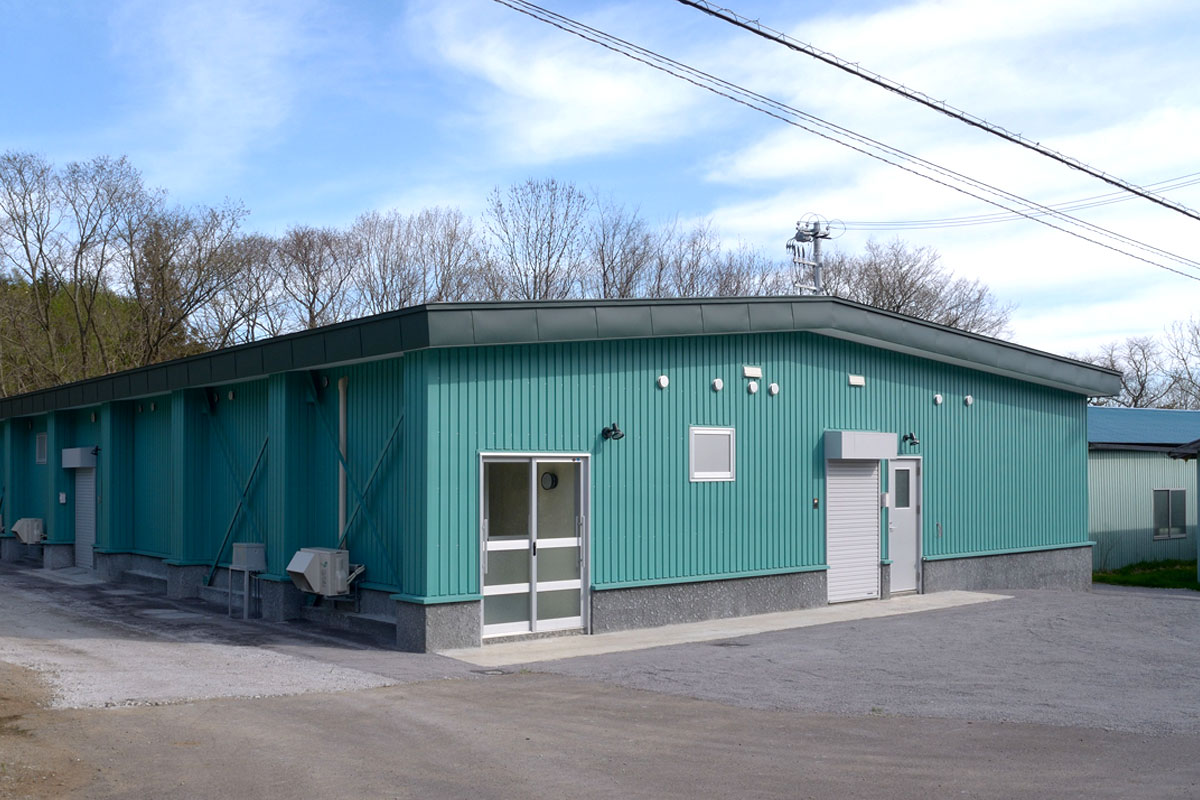 室蘭うずら園　製造工場風景